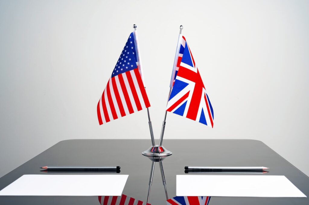Tutte le differenze tra inglese britannico e inglese americano