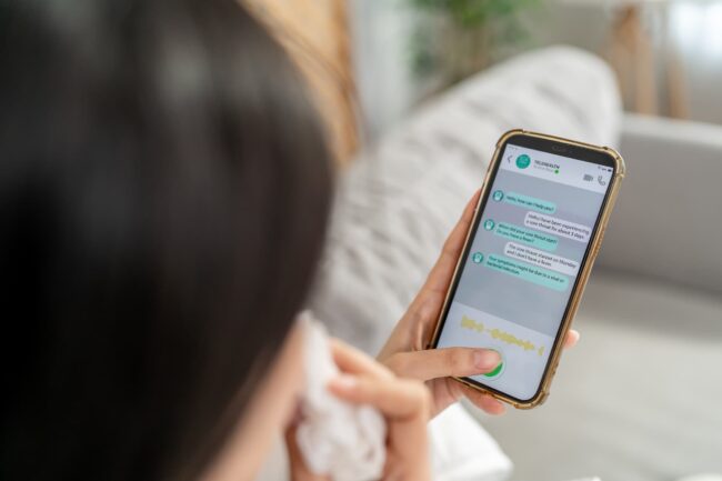 traduzione messaggi whatsapp per business
